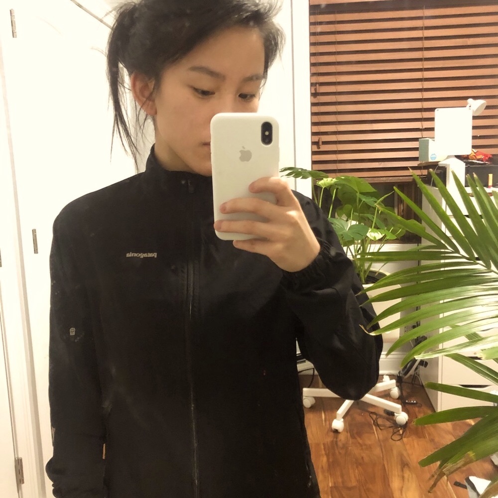 WOMEN’S S PATAGONIA WINDBREAKER - Black